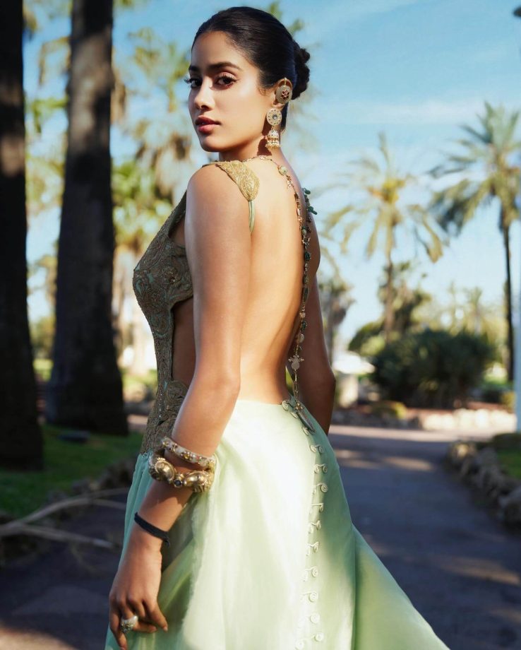 Janhvi Kapoor’s Official ‘Cannes Look’ is out; See Photos 948750