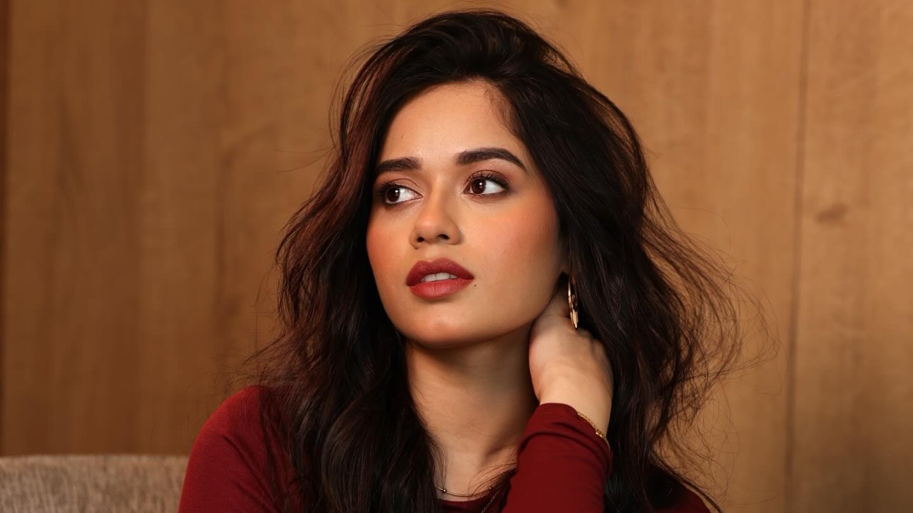 Jannat Zubair Rahmani Turns Street Style Star 947006