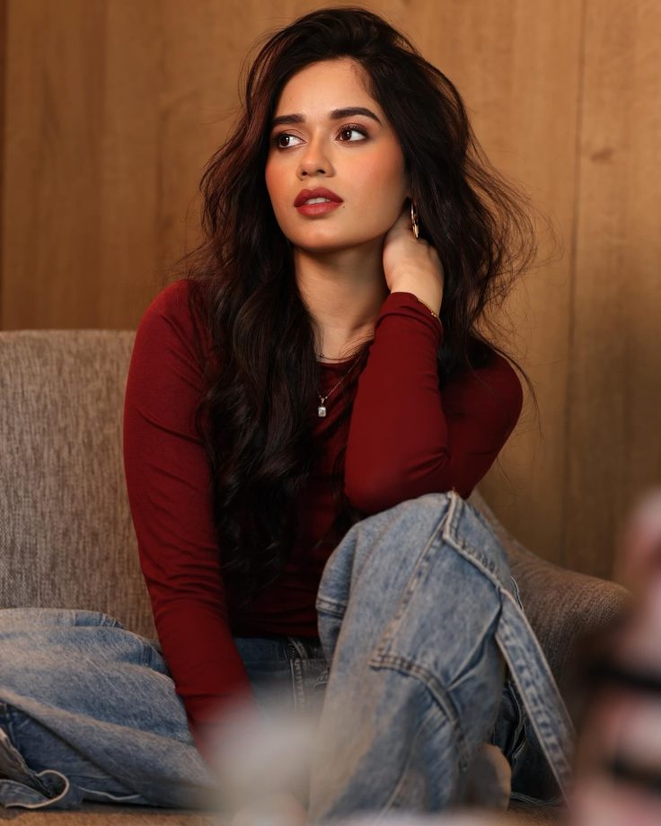 Jannat Zubair Rahmani Turns Street Style Star 947002