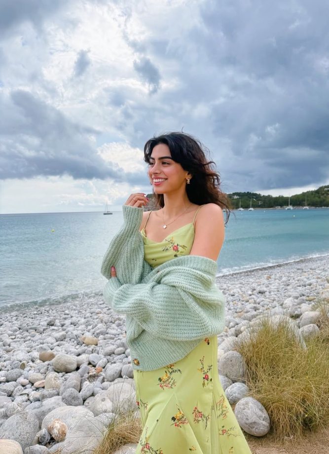 Khushi Kapoor's Ibiza Vacation Diaries: Comfy Yet Elegant 948372