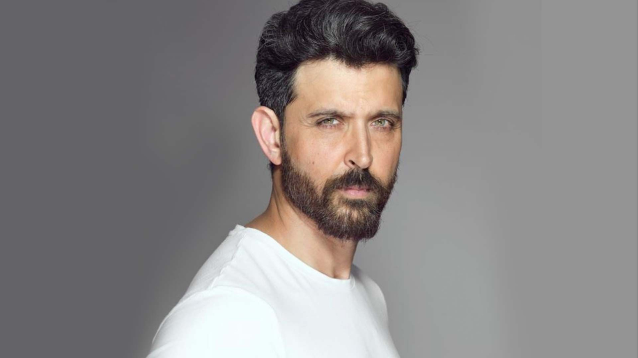 "Looking forward to this" Says Hrithik Roshan reacting to Hombale Films' announcement of their mega collaboration for an ambitious Pan-India film! 949824