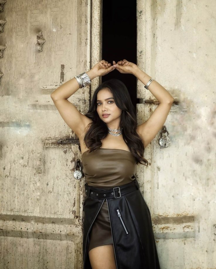 Manisha Rani Serves Edgy Glam Look 947024