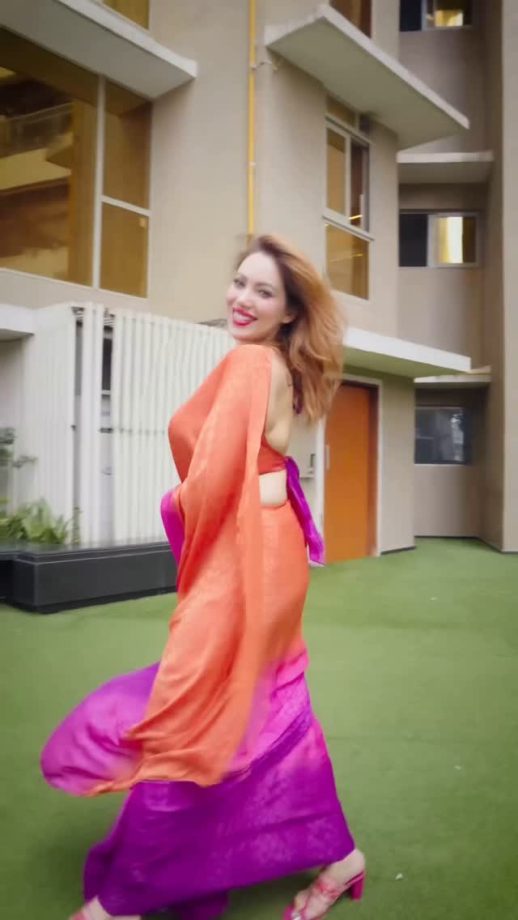 Munmun Dutta Makes Hearts Flutter In Pink Backless Dori Blouse - See How 947774