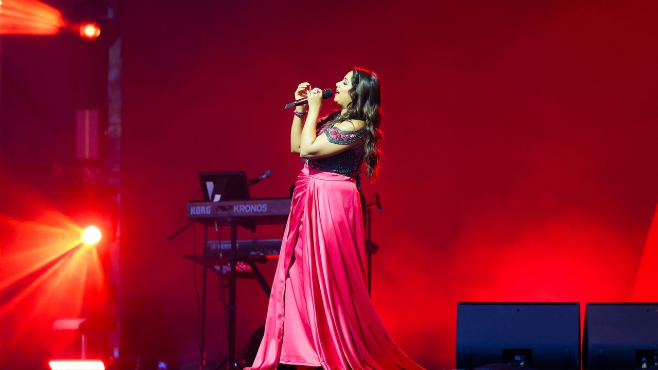 "Pictures Can Only Do a Little Justice to What We Felt Last Night" — Shreya Ghoshal on Her Electrifying Mumbai Concert 949310