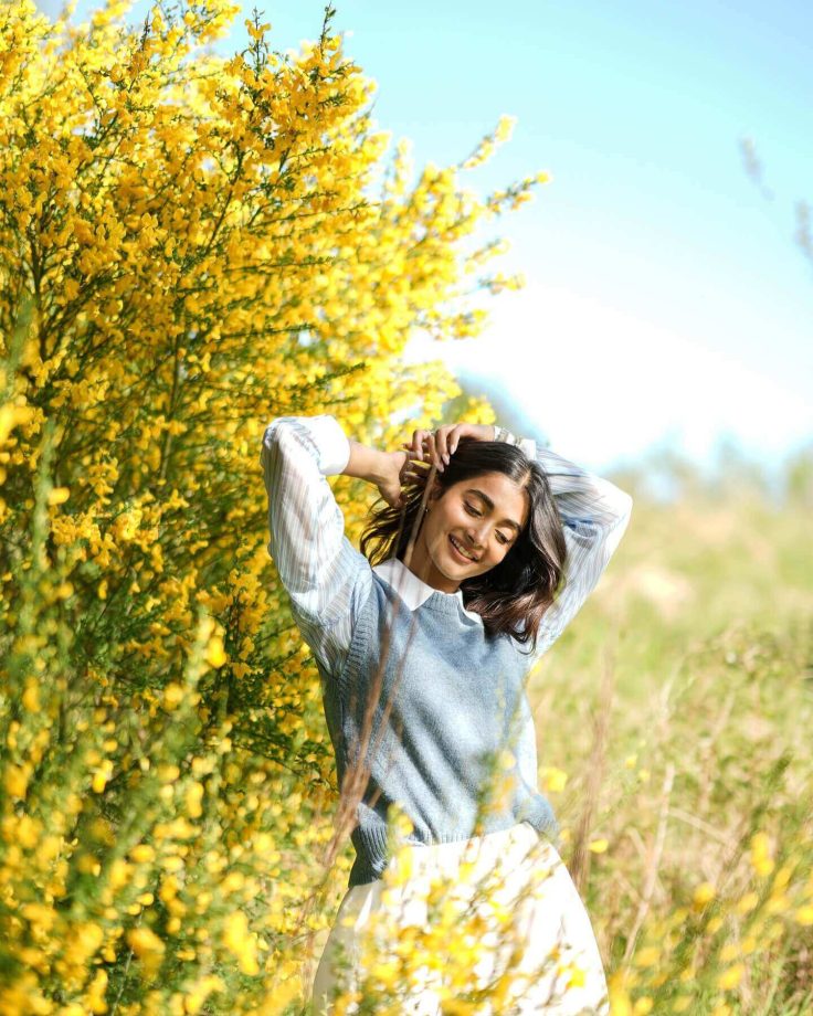 Pooja Hegde Redefines Vintage Cardigan Trend With Mini Dress Look - See Pics 949036