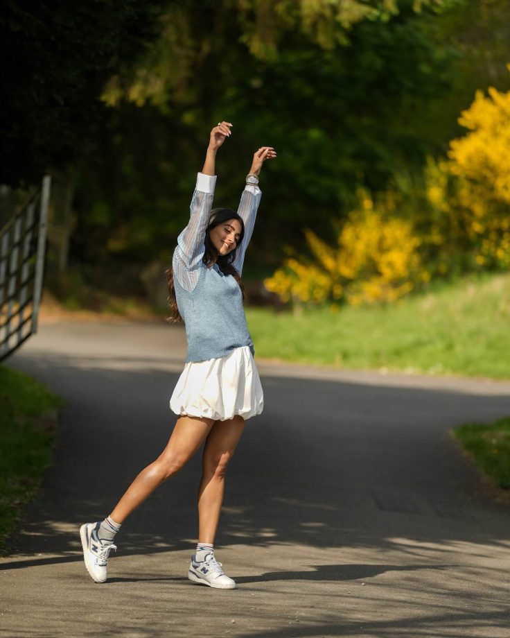 Pooja Hegde Redefines Vintage Cardigan Trend With Mini Dress Look - See Pics 949032
