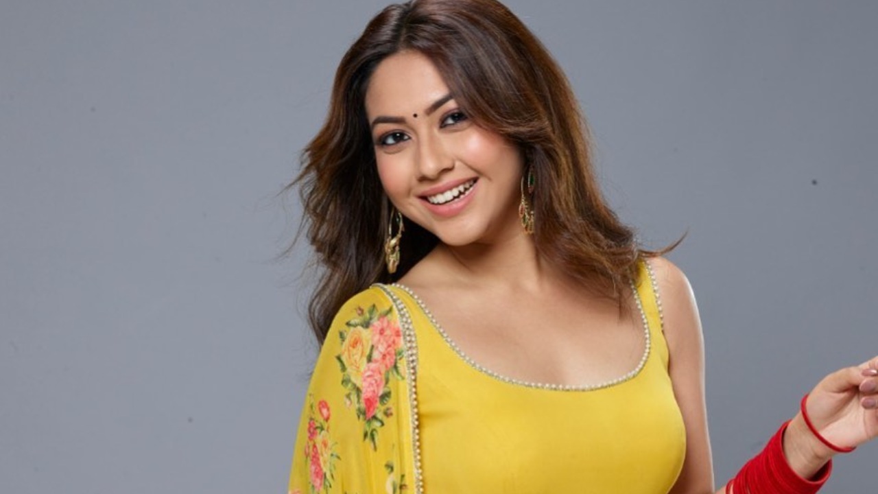 Reem Shaikh GIFTS Herself A BMW Worth 60 Lakhs; See Post 949723