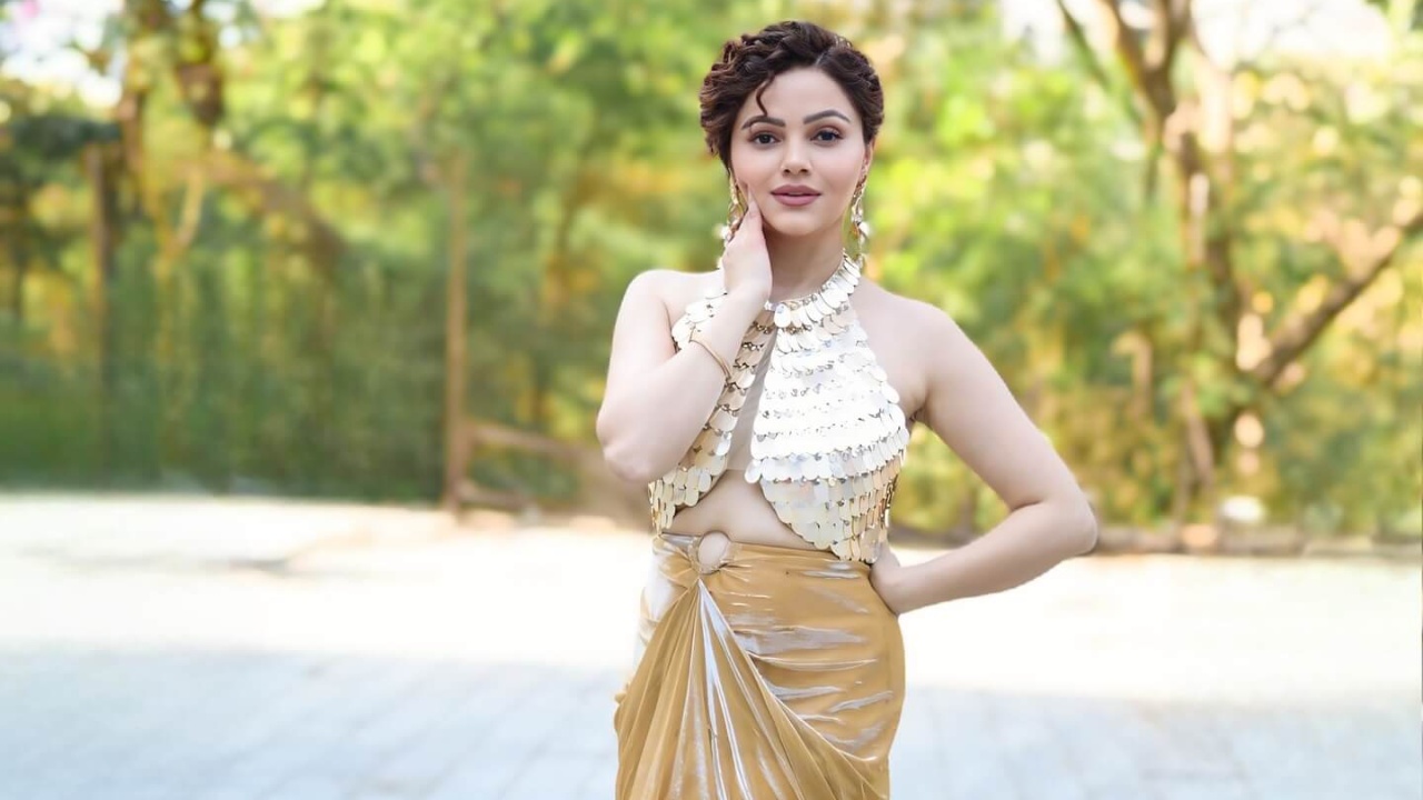 Rubina Dilaik Radiates Golden Glam 947044