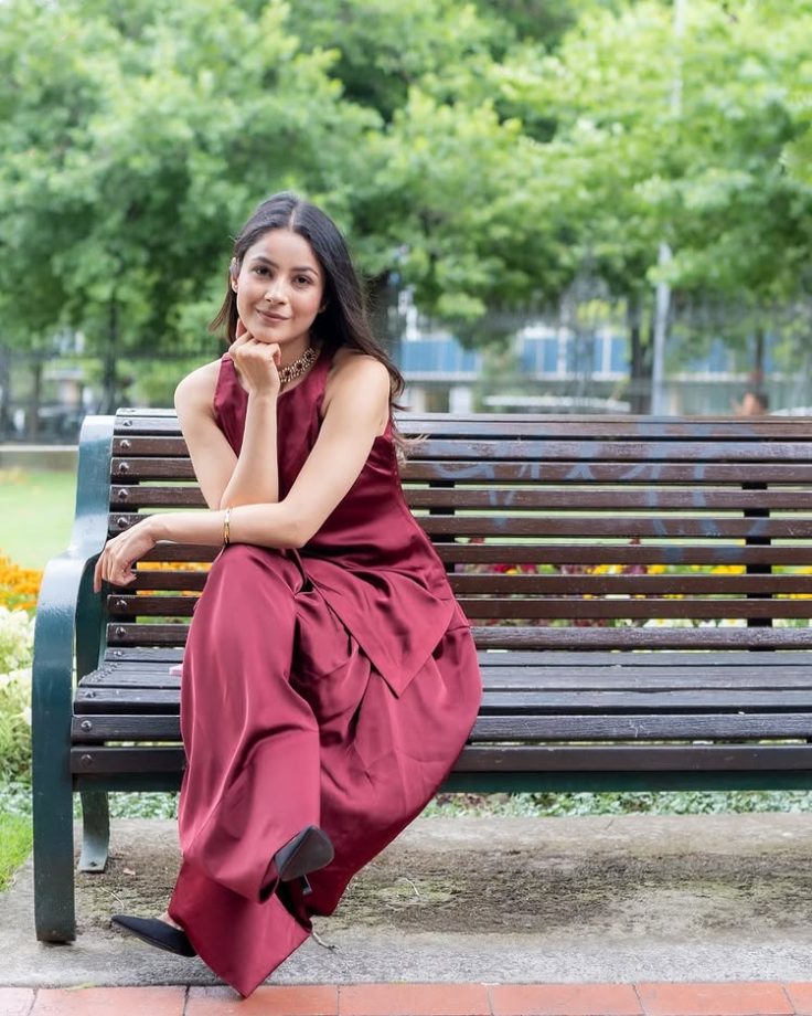 Shehnaaz Gill's Desi Girl Vibe In Aesthetic Suits That Have Us Swooning 947142