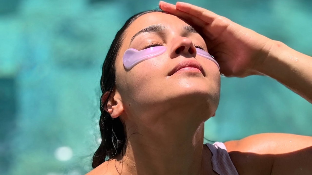 Sneak Peek Into Alia Bhatt's Sunny Day Skincare Routine 948759