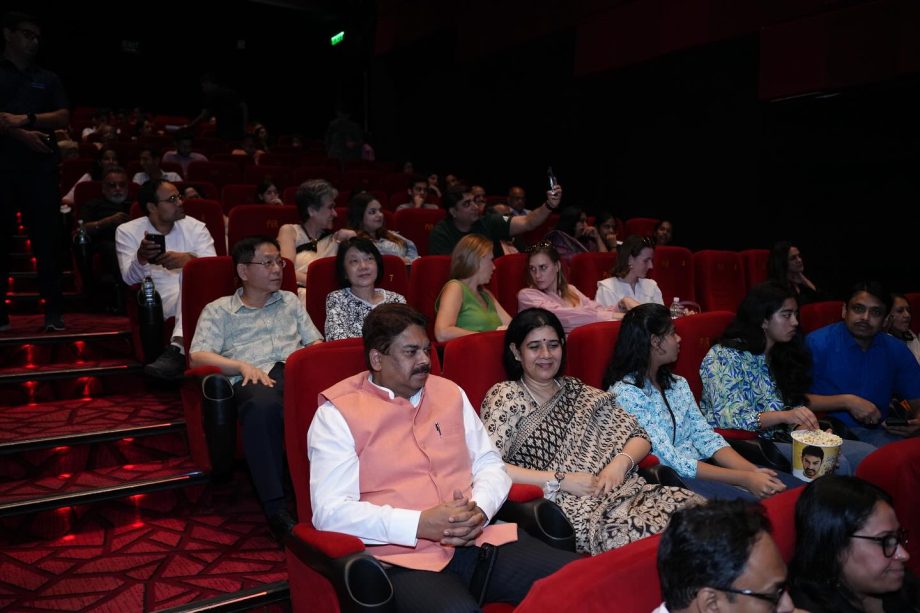 Aamir Khan Hosts Exclusive Screening of Sitaare Zameen Par for UN Ambassadors in Delhi! 954237