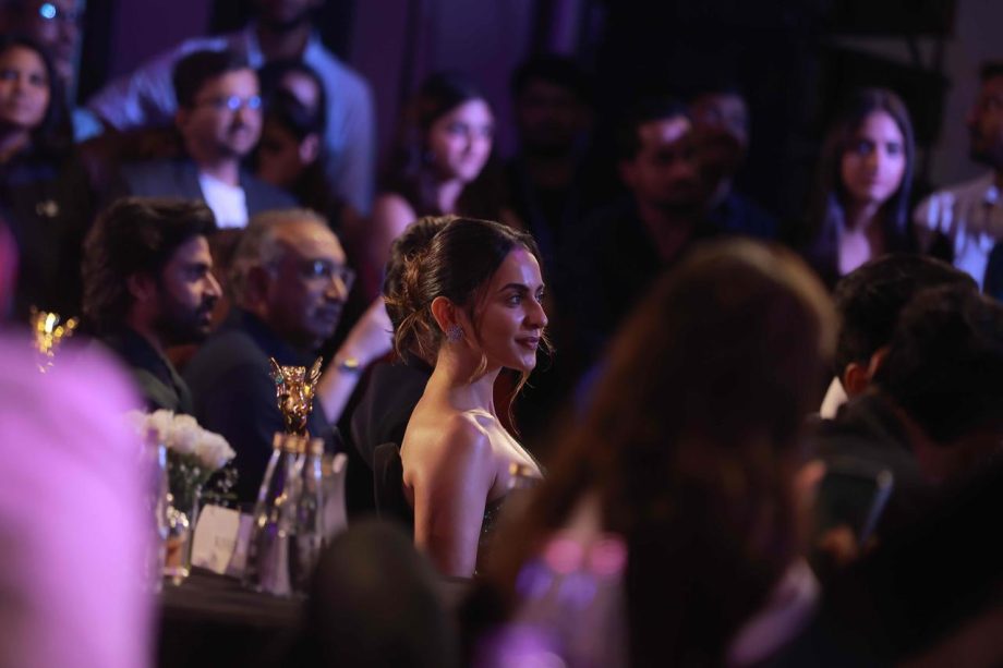 Candid Moments: IWMBuzz Digital Awards Season 7 954168