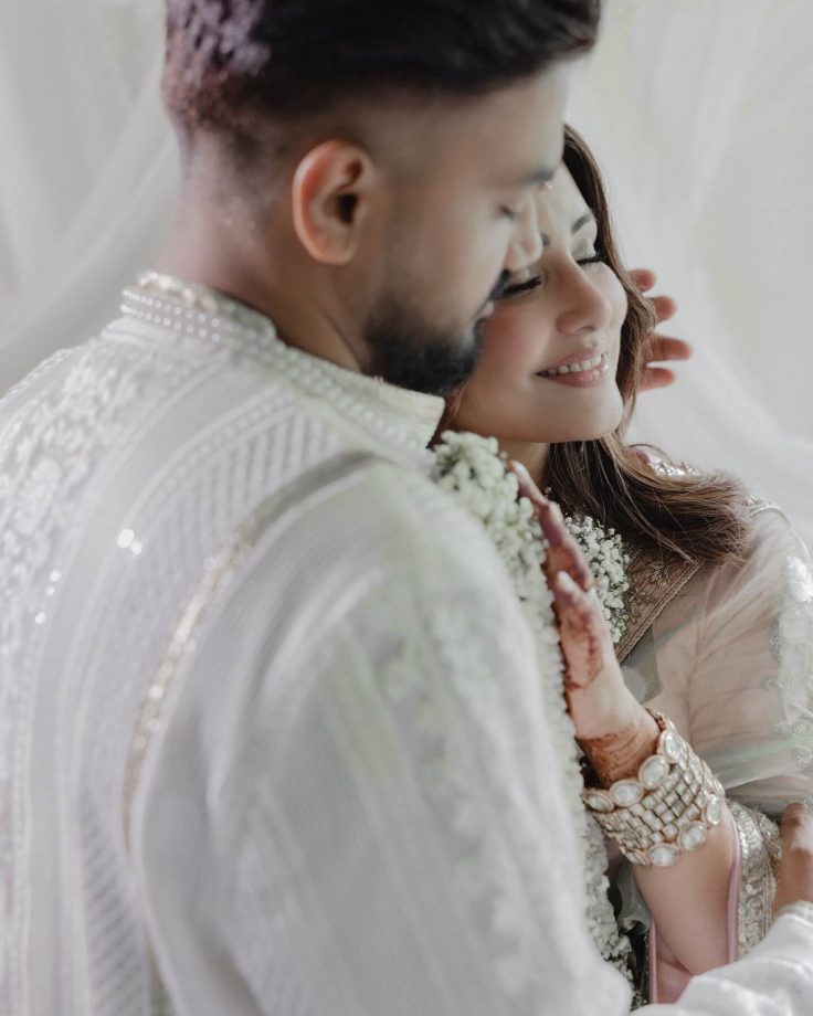 Congratulations! Hina Khan Ties The Knot With Longtime BF Rocky Jaiswal In An Intimate Ceremony 950642