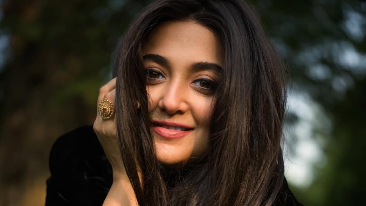 Did You Know Monali Thakur's National Award-Winning 'Moh Moh Ke Dhaage' Happened Because of This Reason 952699