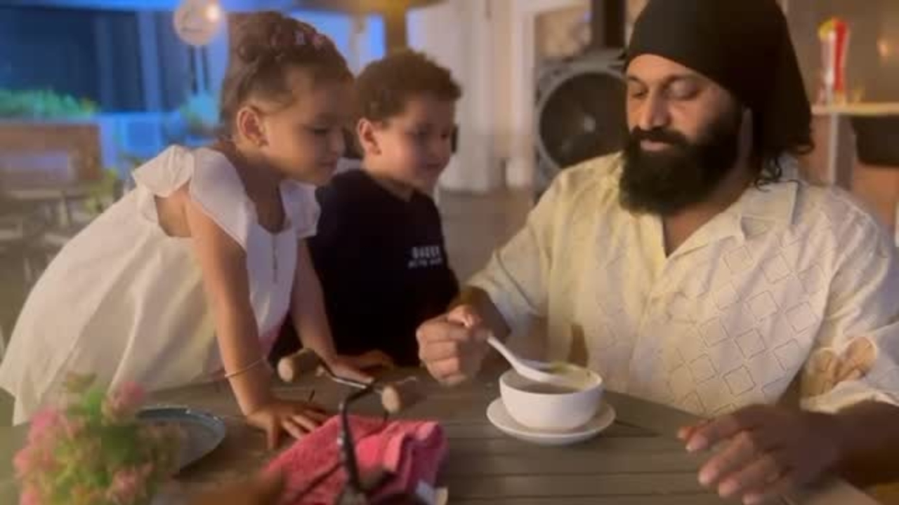 Father's Day Special! Watch Rishab Shetty's adorable moment with kids Ranvit and Raadya! 952197