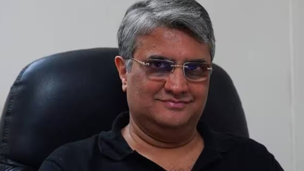 Filmmaker Manish Gupta Accused Of Stabbing Driver, Lawyer Calls It A False Case 951087