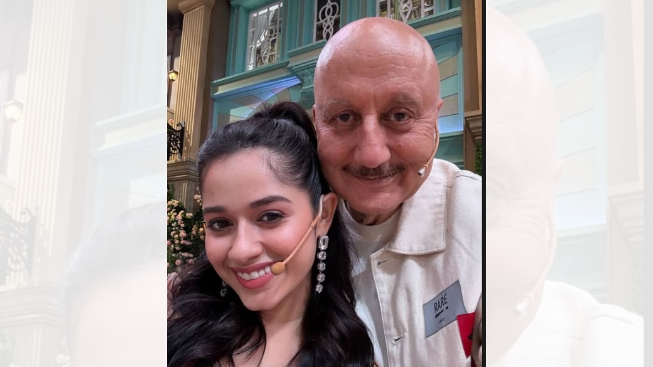 Jannat Zubair Reunites with Anupam Kher After 15 Years, Shares Heartfelt Memory from 2010 950414