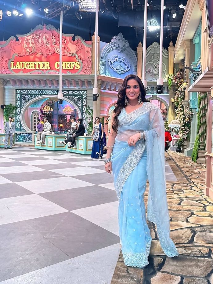Kumkum Bhagya Actress Shraddha Arya Shines In See-through Blue Saree, Killer Smile Steals Spotlight 952485