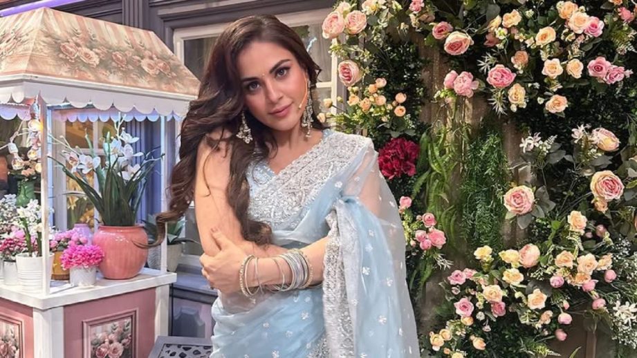 Kumkum Bhagya Actress Shraddha Arya Shines In See-through Blue Saree, Killer Smile Steals Spotlight 952476