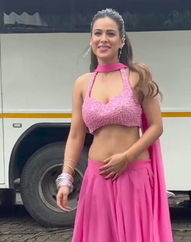 Laughter Chefs S2: Reem Shaikh, Rubina Dilaik To Abhishek Kumar - Stars Dazzle In Style 953600