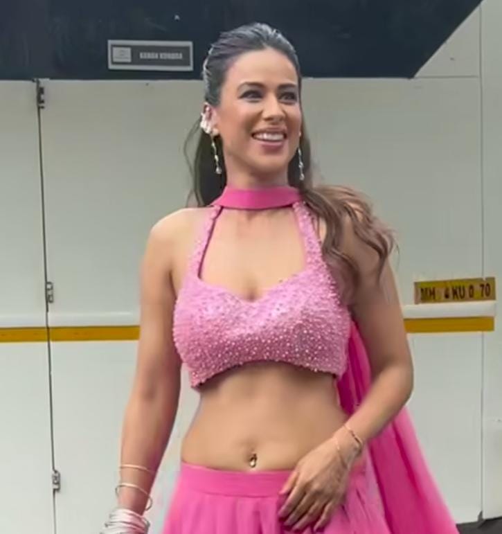 Laughter Chefs S2: Reem Shaikh, Rubina Dilaik To Abhishek Kumar - Stars Dazzle In Style 953602