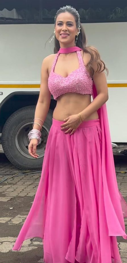 Laughter Chefs S2: Reem Shaikh, Rubina Dilaik To Abhishek Kumar - Stars Dazzle In Style 953604