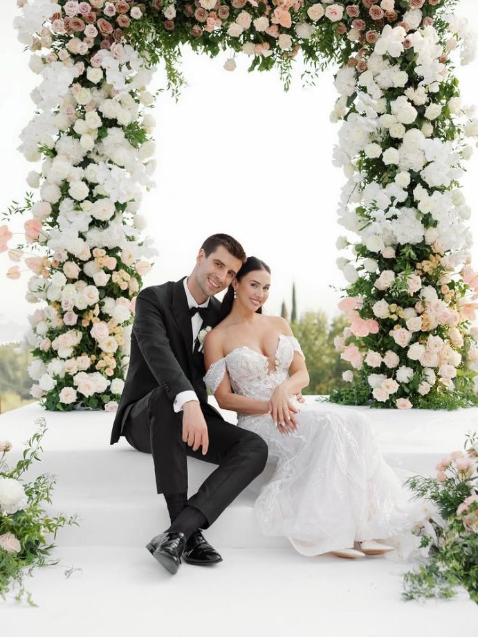 Lauren Gottlieb Ties The Knot With Tobias Jones In A Dreamy Italian Wedding 952573