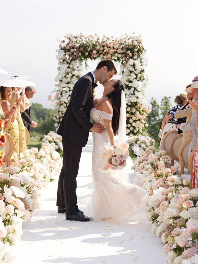 Lauren Gottlieb Ties The Knot With Tobias Jones In A Dreamy Italian Wedding 952575
