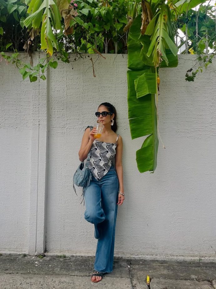 Malavika Mohanan's Stunning Bangkok Diaries Win Hearts 952038