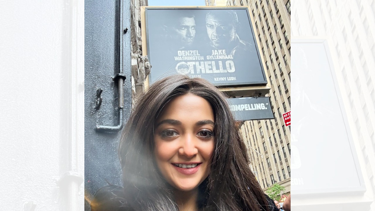 Monali Thakur Attends Her First-Ever Broadway Experience with Shakespeare’s Othello starring Denzel Washington & Jake Gyllenhaal After Her Own US Tour Reign 951035