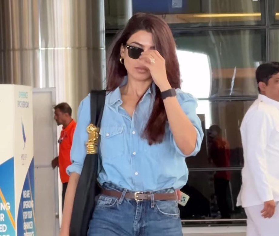 Mouni Roy, Malaika Arora & Samantha Ruth Prabhu Serve Comfy Yet Classy Airport Looks - See Here! 952470