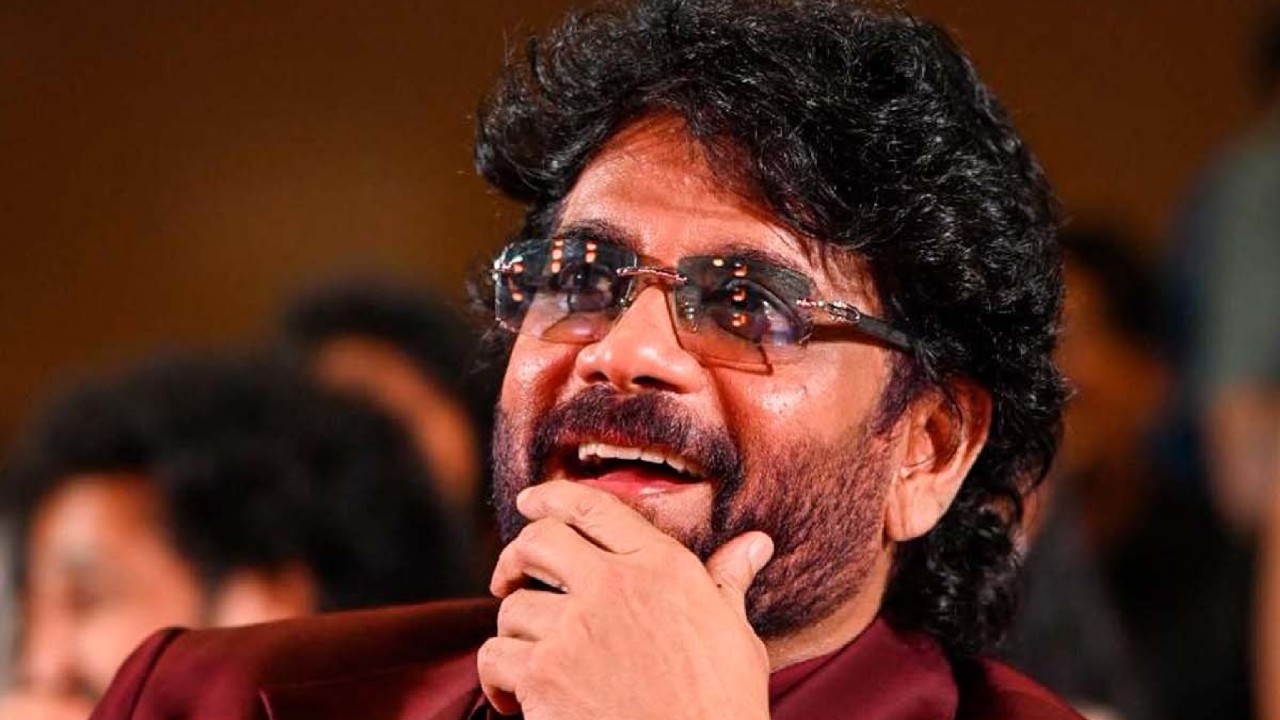 Nagarjuna Hails Sekhar Kammula and Dhanush at Grand Pre-Release Event of Kuberaa 952261