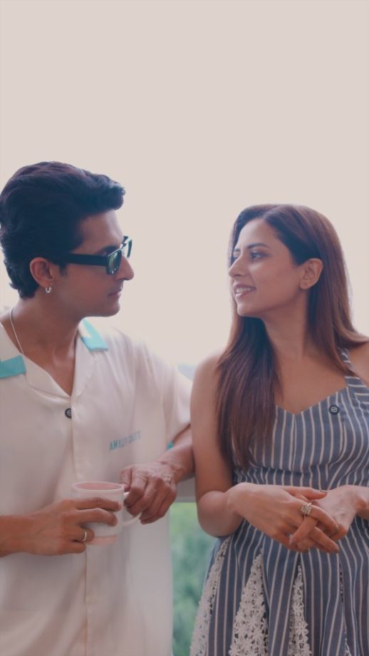 New' Bade Achhe Lagte Hain' Couple Rekindles Ravie-Sargun's Old-School Romance Vibes 952210