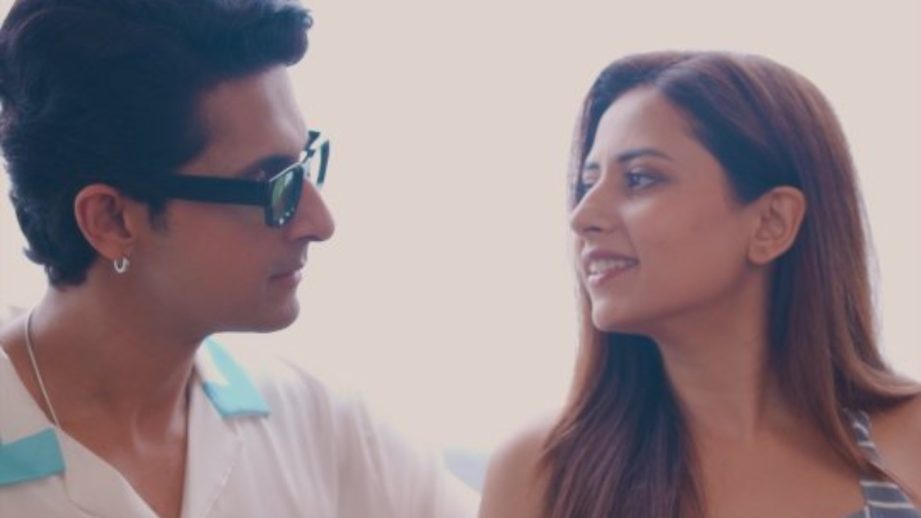 New' Bade Achhe Lagte Hain' Couple Rekindles Ravie-Sargun's Old-School Romance Vibes 952209