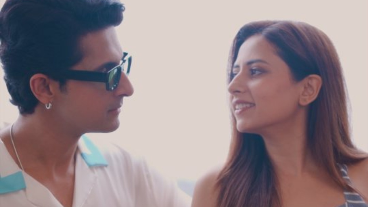 New' Bade Achhe Lagte Hain' Couple Rekindles Ravie-Sargun's Old-School Romance Vibes 952209