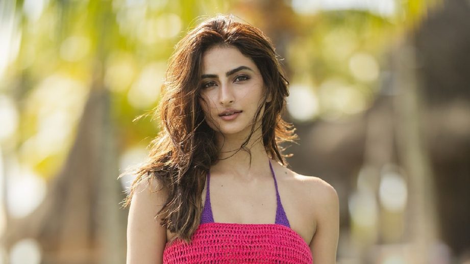 Palak Tiwari’s Breezy Crochet Beach Look is a Summer Showstopper 954398