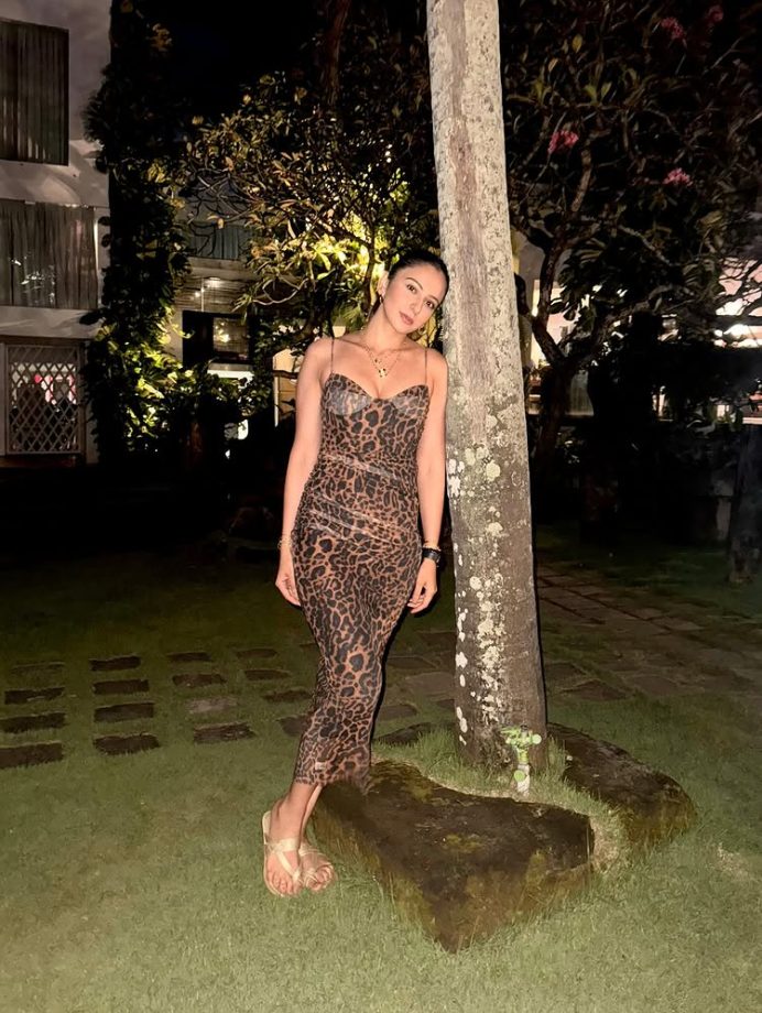 Rakul Preet Singh Turns Up the Hotness in Fierce Leopard Print Look 954057