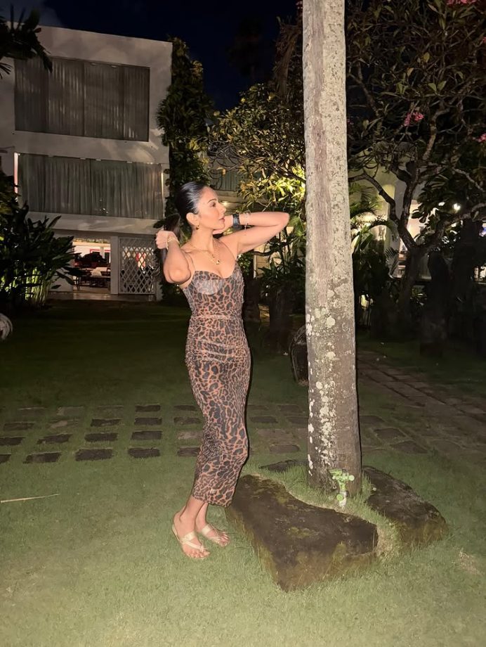 Rakul Preet Singh Turns Up the Hotness in Fierce Leopard Print Look 954055