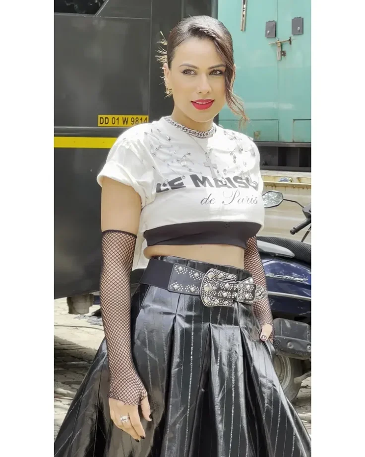 Rubina Dilaik, Nia Sharma And Reem Shaikh Set Style Goals On Laughter Chefs S2– See Their Best Looks! 952376