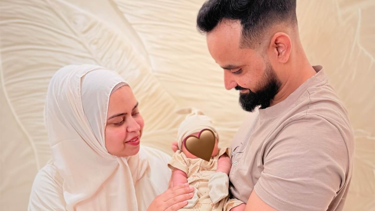 Saba Ibrahim Names Her Son 'Haider', Shares A Lovely Moment With Fans 951564
