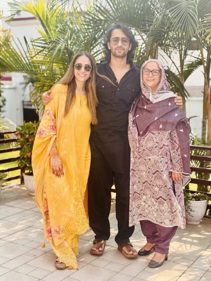 Shaheer Sheikh Celebrates Eid with Family in Jammu 951200