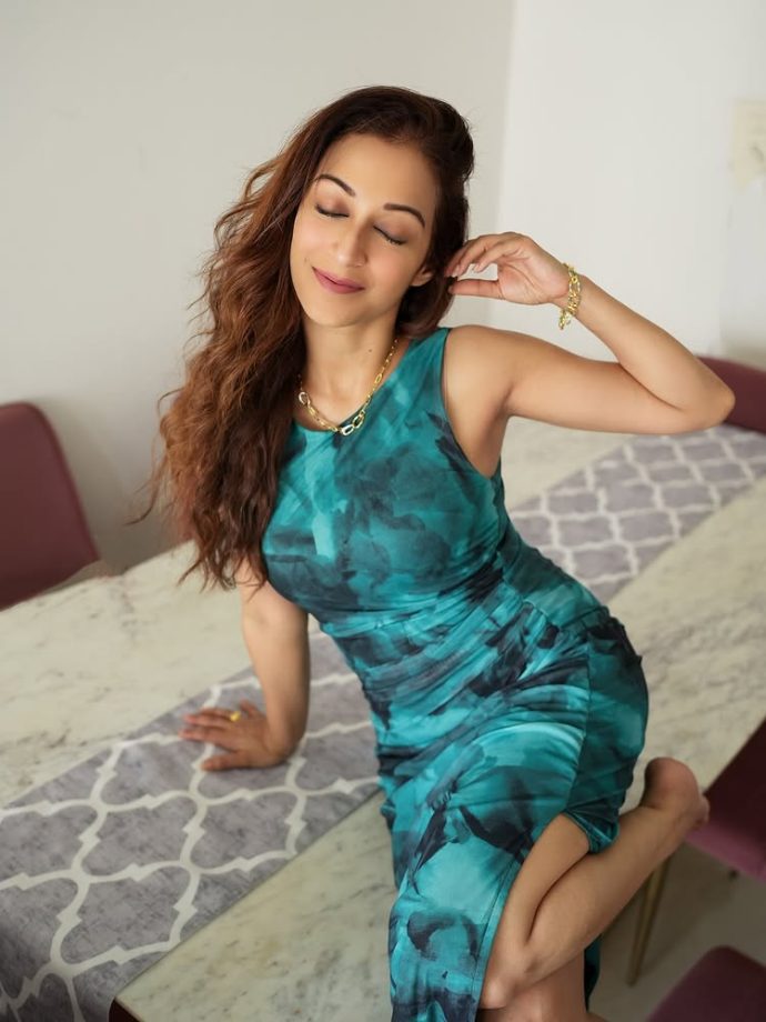 Shehnaaz Gill, Sunayana Fozdar And Ashnoor Kaur Set Party Mood In Gen-Z Styles - Take A Look 950895