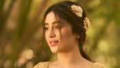 Shivangi Joshi Blossoms in Sunshine Yellow Lehenga Look 952994