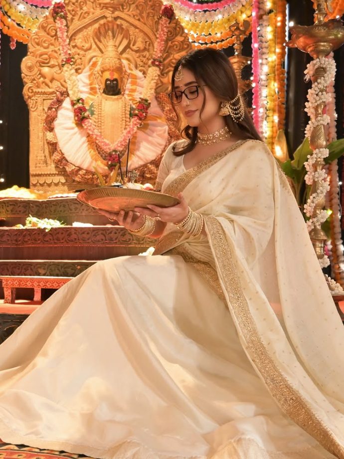 Shivangi Joshi Shares First Look as Bhagyashree Iyer Ahead of Bade Achhe Lagte Hain Premiere 952284