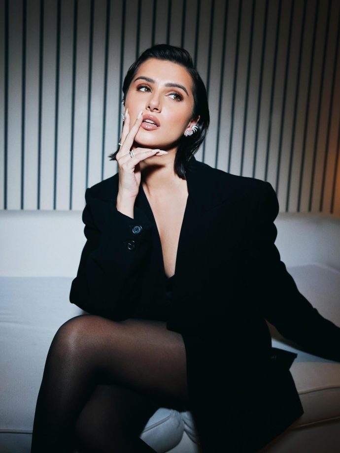 Tara Sutaria Exudes Power In Cheeky Black Attire, Steals Hearts With Short Hairstyle 951161