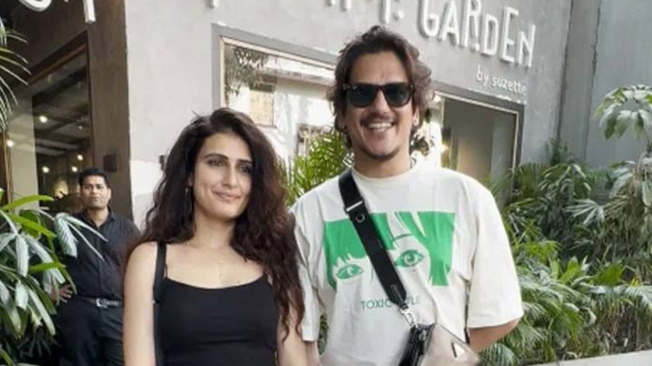 Vijay Varma and Fatima Sana Shaikh are Dating? Reports 953110