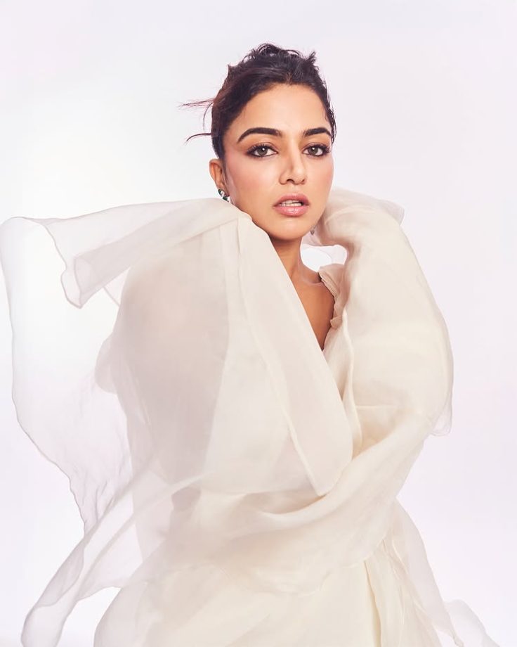 Wamiqa Gabbi’s Dreamy Saree Moment 951948