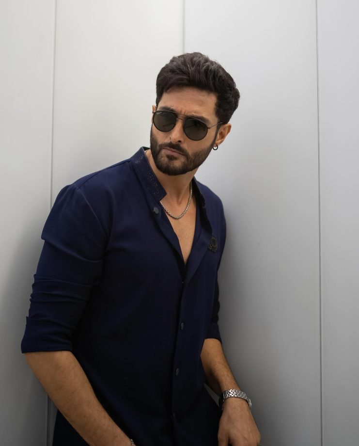 A for Aadil; A for Amazing: Khakee's Wonder Boy 954981