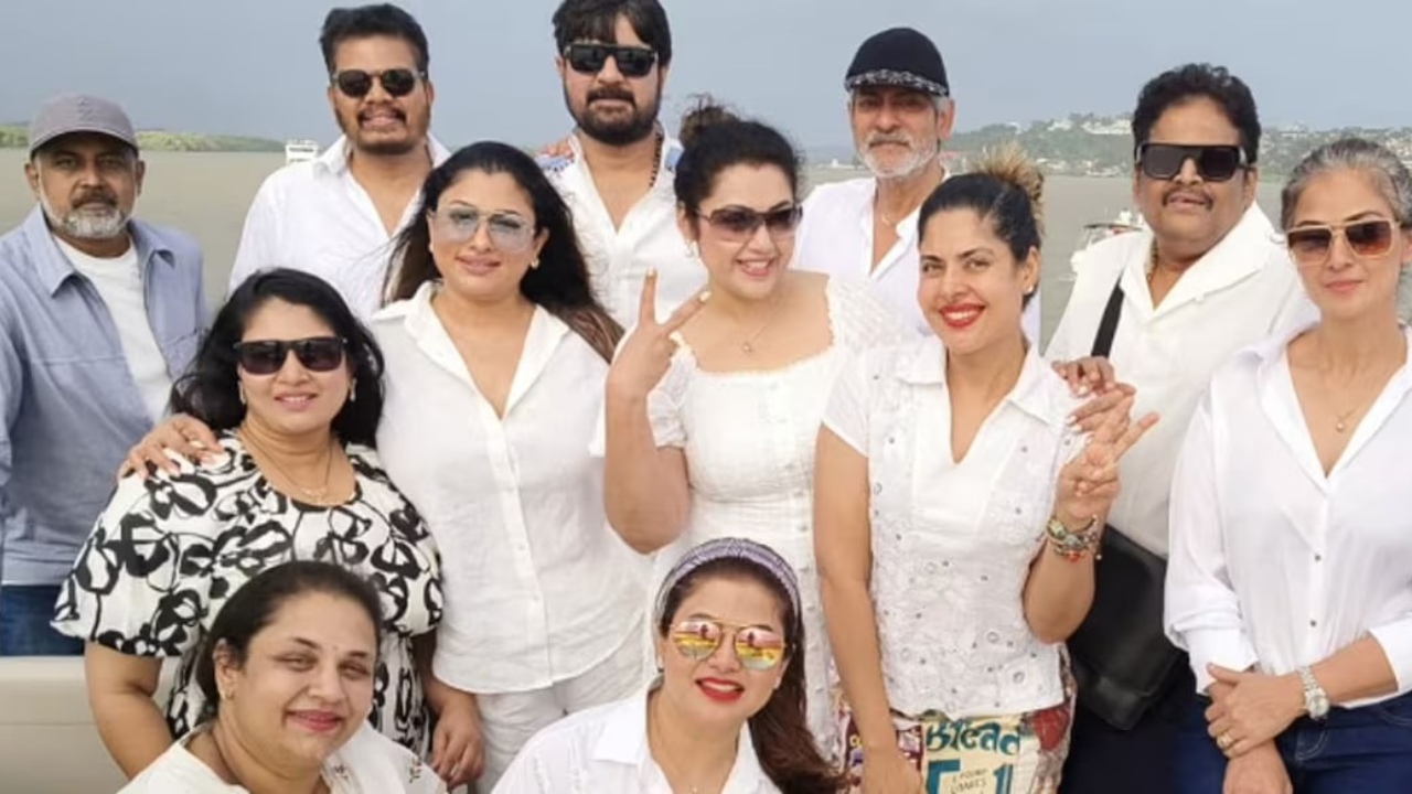 A Nostalgic Celebration: South Indian Cinema Icons Unite in Goa 959967