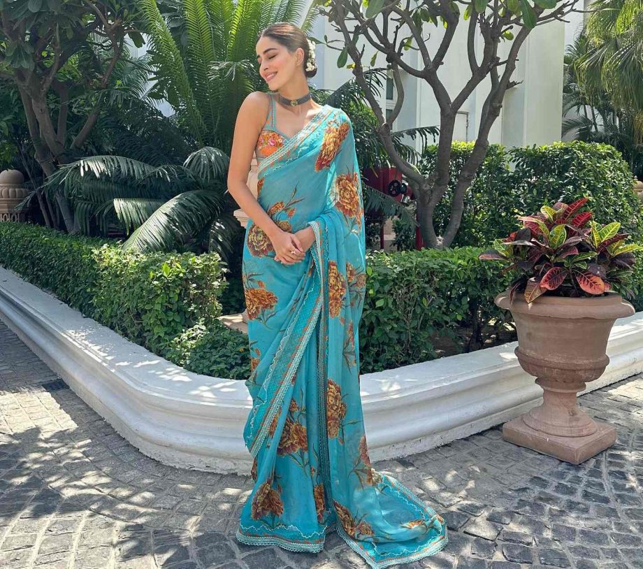 Ananya Pandey’s Blouse Game Is Setting New Ethnic Fashion Goals 958751